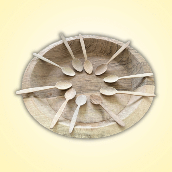 Moroccan Walnut wood Couscous dish with spoons, 4 Sizes. 6 Couscous dish Moroccan Walnut wood Couscous dish with spoons, 4 Sizes.